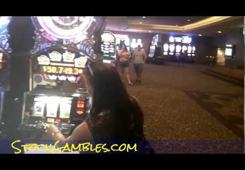 Slots Slot Machine Winner Gambling in Las Vegas Jackpot Gambling