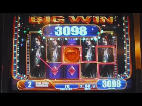 Vampire’s Embrace MEGA BIG WIN Slot Machine Bonus Free Games