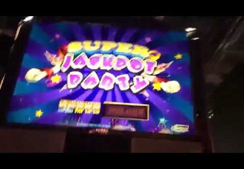 Super jackpot party slot machine bonus big win!