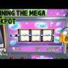 GTA 5 – WINNING THE MEGA JACKPOT 2 TIMES ON A SLOT MACHINE!! (GTA 5 Casino DLC)