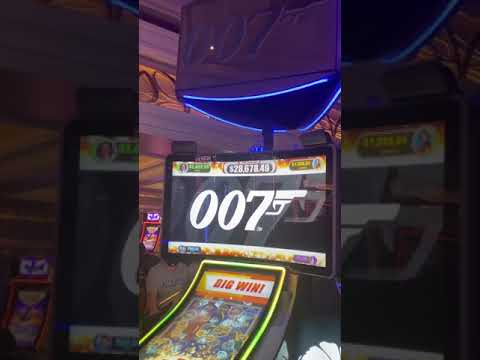 BIG WIN on 007 Slot machine  Las Vegas