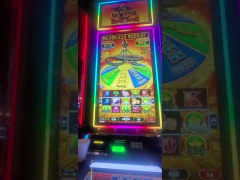 Super Big Win Playing Casino Slot Machine | Progressive Jackpot Wins!