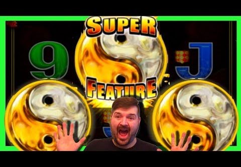 I GOT THE SUPER FEATURE HAND PAY! MASSIVE WIN ON 5 Frogs Slot Machine W/ SDGuy1234