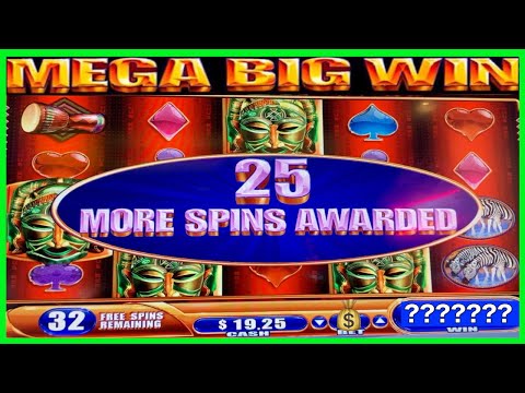 **MEGA BIG WIN!**🦁RETRIGGERS! King of Africa WMS Slot Machine Bonus Wins