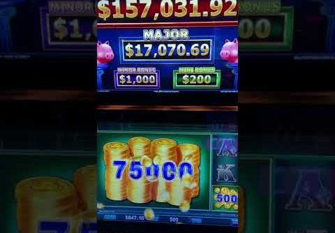 Biggest Win Of 2022 On Piggy Bankin Slot Machine #shorts