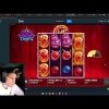 xQc   INSANE WIN ON JOKER TROUPE    750k win ! CASINO SESSION