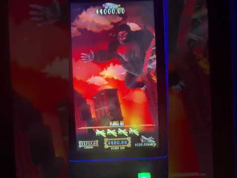 BIG WIN ON KING KONG SLOT MACHINE