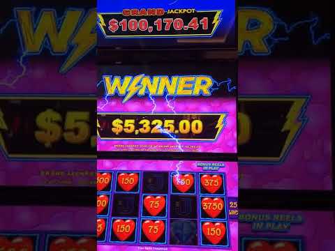 Winning MASSIVE JACKPOT On Lightning Link Slot Machine #shorts