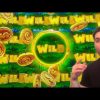 HUGE WIN On Jumanji Slot Machine! 💥😱💥 FULL SCREEN OF WILD SYMBOL!