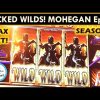 LOVING THE LOCKED WILDS! WMS BLACK KNIGHT SLOT MACHINE BIG WIN!