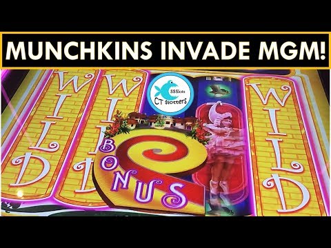 FIRST ATTEMPT SUCCESS! 😍 MUNCHKINLAND SLOT MACHINE BIG WIN SESSION @ MGM SPRINGFIELD!