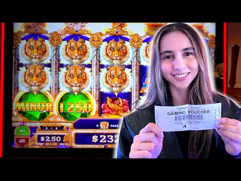My Girlfriend’s CRAZY BIG WIN On This Slot Machine In Las Vegas!!