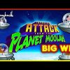 AWESOME WIN! Invaders Attack from the Planet Moolah Slot!