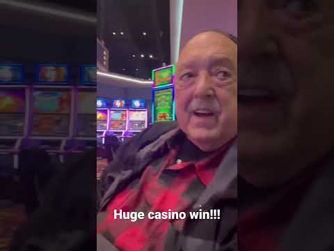 My grandpas biggest casino win!    #firelink #casino #jackpot #lucky #bigwin #slots 😂