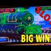 low bet and BIG WINS I put $100 in a slot , this is what happened