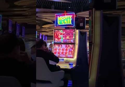 genting casino slot big win