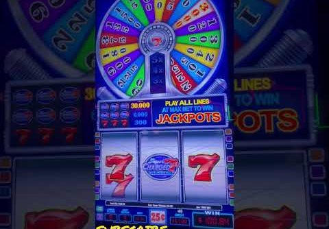 QUICK SPIN & BIG WIN ON SUPERCHARGED 7s SLOT MACHINE🎉 #casino #slots #shorts