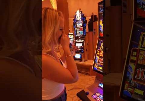 $125 spin JACKPOT & she does this 😅 #shorts