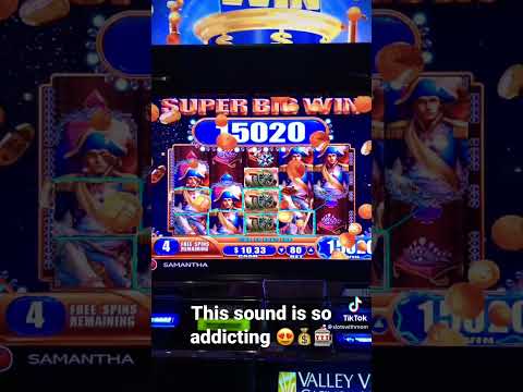 SUPER BIG WIN on minimum bet 😳😍🎰💰🎰 #bigwin #casino #gambling #slot #slotmachine #shorts