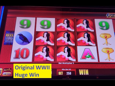 Huge Win on the Original Wicked Winnings II (Aristocrat Game)