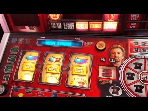 MEGA STREAK on Deal Or No Deal Slot Machine
