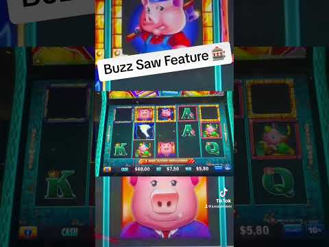 Big Win on Huff n More Puff! Live Slot Play at Casino