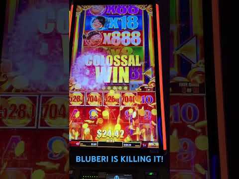 Some BIG WINS on 888 slot machine by Bluberi! #slots #casino #slotmachine #jackpot #thecasino